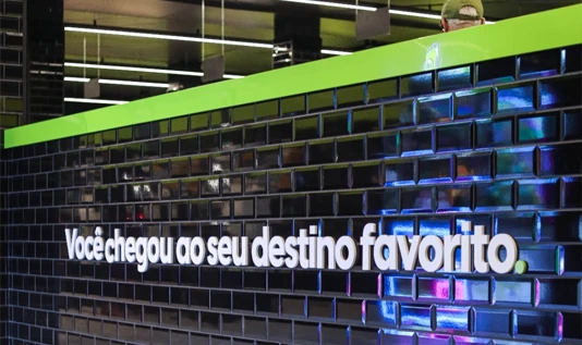 Ambiente moderno de uma unidade Brisa